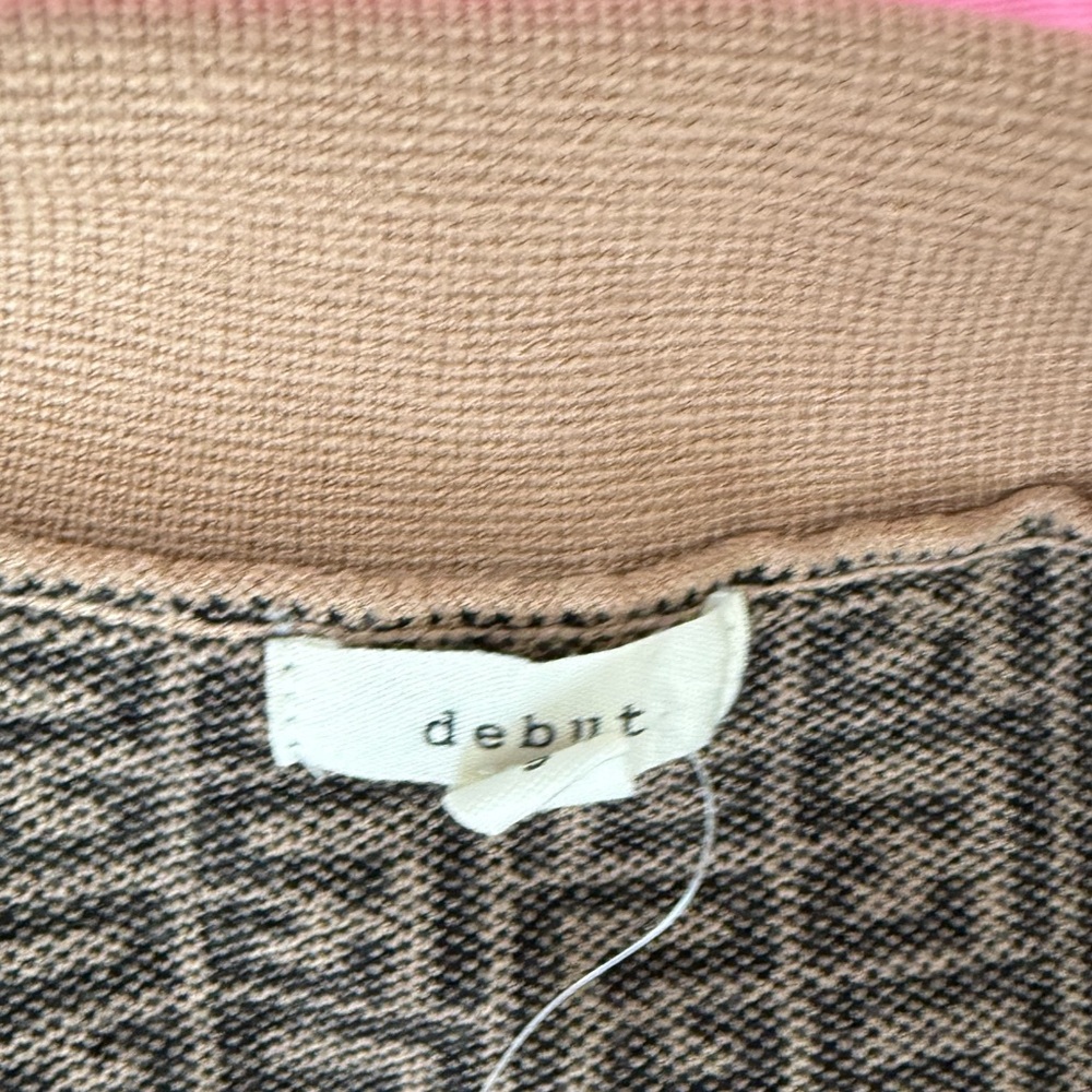 Debut Knit Collared Crop Top Shirt, Size Small - Picture 3 of 3